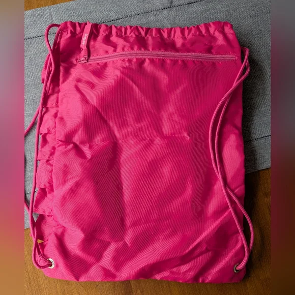 Thirty-One Hot Pink Ruffle Drawstring String Sac - Picture 3 of 3